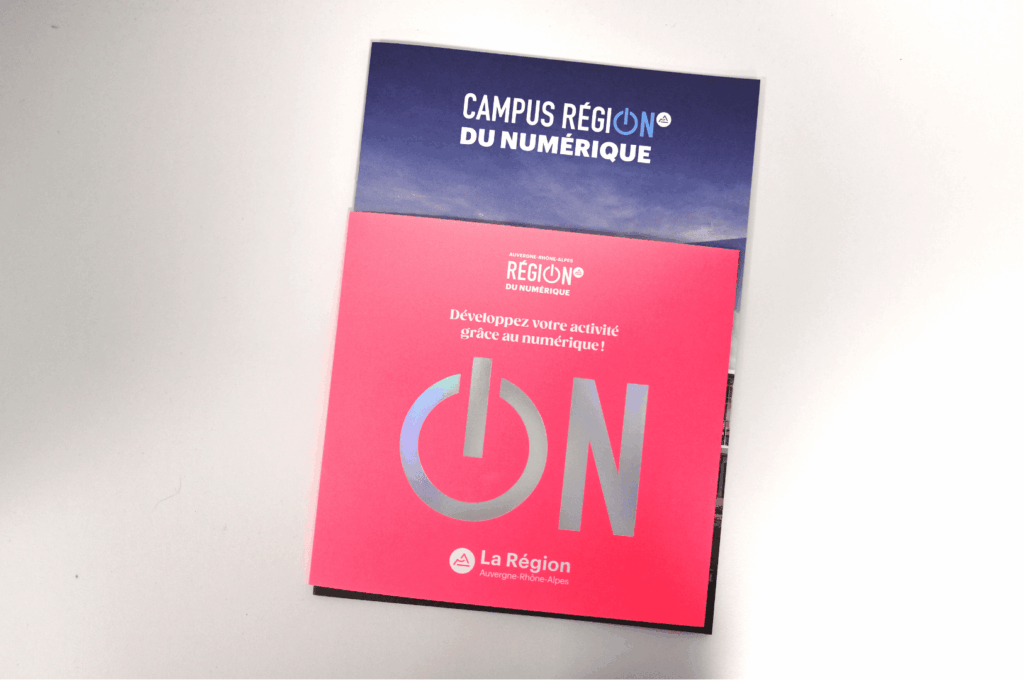 visuel de la plaquette de présentation du Campus Région du numérique 2025